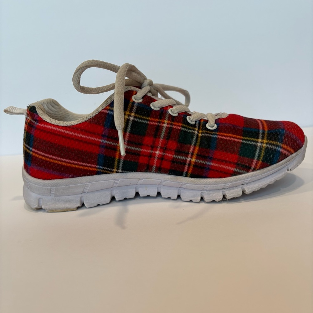 Red Plaid Lace-Up Sneakers | Women’s 7 / Men’s 5